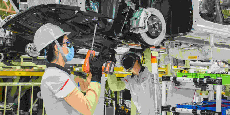 Linha de produção da Toyota: fábrica da empresa em Sorocaba foi a primeira da marca no País a adotar o conceito de Ecofactory - Foto: Divulgação