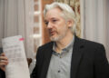 Julian Assange, de 51 anos, permanece na prisão de segurança máxima  em Londres. Foto: Reprodução