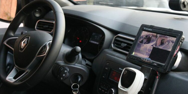 Estado vai instalar câmeras em viaturas para identificar carros roubados