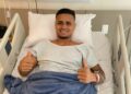 O meia-atacante Éverton, de 33 anos, passou por cirurgia bem-sucedida no último domingo (14), no Hospital Vera Cruz, em Campinas. Foto: Divulgação