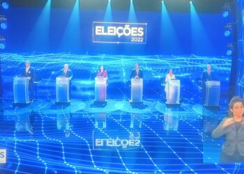 Candidatos no debate do domingo   Foto: Divulgação