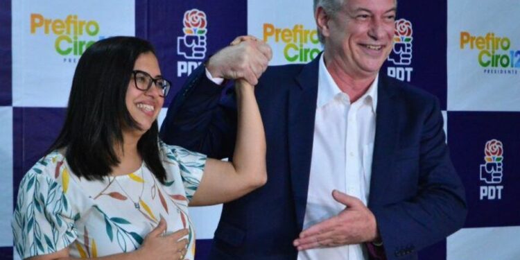 Ana Paula Matos, candidata a vice-presidente na chapa de Ciro Gomes: políticos do mesmo partido - Foto: Divulgação/Alexandre Amarante