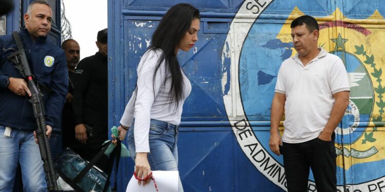 Caso Henry Borel: Monique Medeiros deixa a prisão