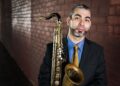 O  projeto Sonancias apresenta o saxofonista Felipe Salles. Foto: Jeff Schneider/Divulgação