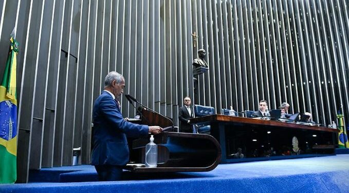 Projeto aprovado teve como relator o senador Romário: "dia histórico"- Foto: Roque de sá/Agência Senado