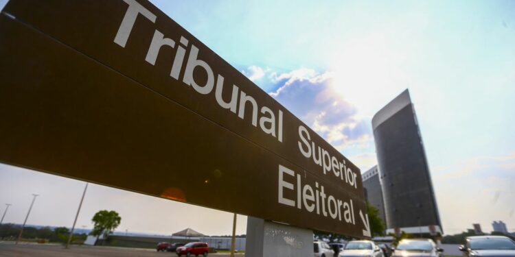 Edifício sede do Tribunal Superior Eleitoral (TSE): diplomação de presidente eleito. Foto: Marcelo Camargo/Agência Brasil
