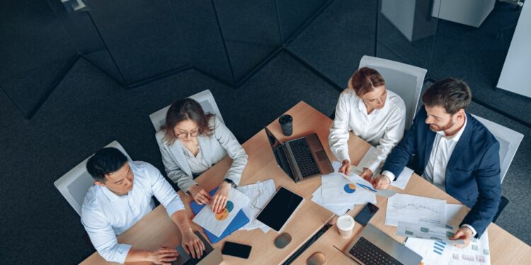 Estratégias de marketing digital são opções para aumentar a receita