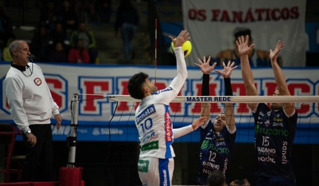 Vôlei Renata vence Suzano fora e abre vantagem na semifinal do Paulista