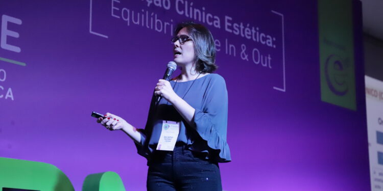 A especialista em nutrição saudável Sheila Mustafá conduz as palestras virtuais: busca pela qualidade de vida Foto: Divulgação