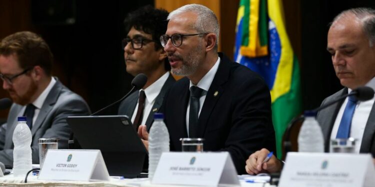 Em meio à pandemia, aprendizagem cai nas escolas do País