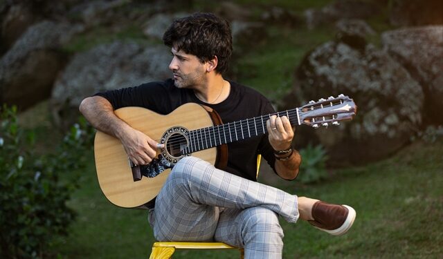 O músico de Campinas Guilherme Lamas: lançamento do novo CD "Bem Acompanhado" - Foto: Divulgação