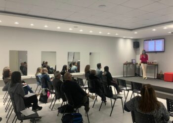 Podcast aborda marketing de influência para além da publicidade