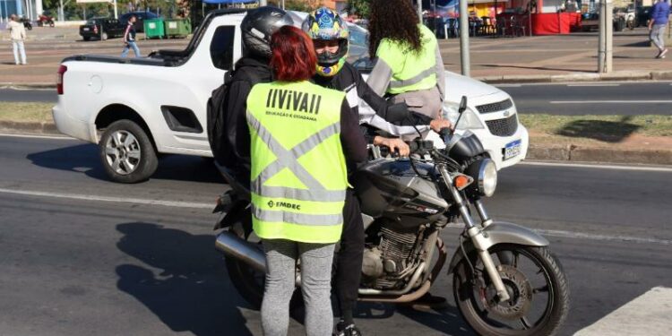 Motociclistas receberão orientação nesta quarta, na região do Campos Elíseos. Foto: Emdec/Setransp