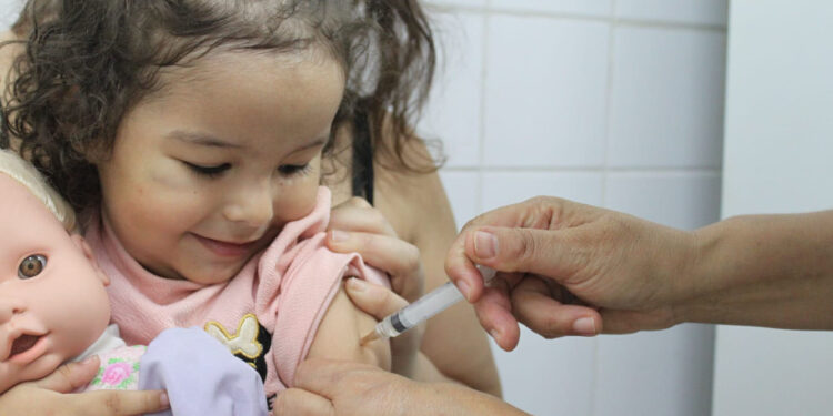 Vacinação infantil: um grande desafio.  Foto: Eduardo Lopes/PMC