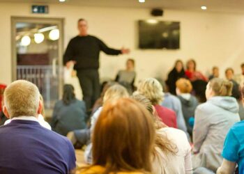 A comunicação com inteligência emocional é essencial para a gestão de equipes