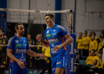 Vôlei Renata faz grande jogo e fecha 1ª fase do Paulista com vitória