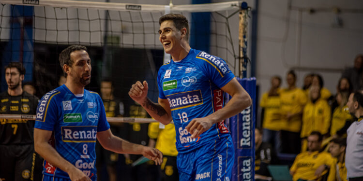 Vôlei Renata faz grande jogo e fecha 1ª fase do Paulista com vitória
