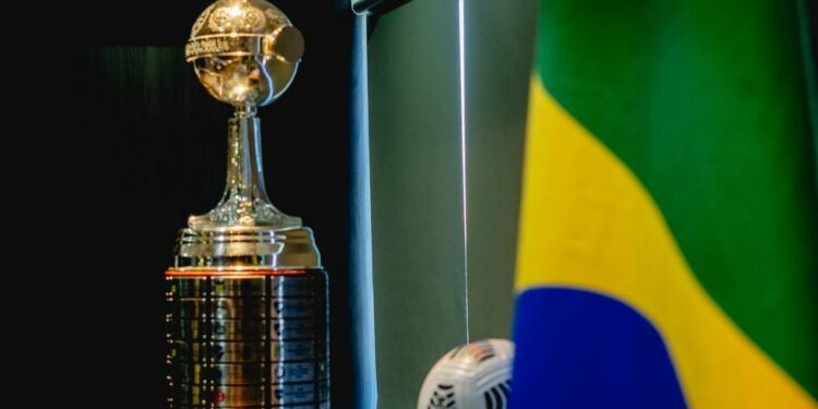 Flamengo e Athletico-PR disputam 5ª final brasileira da Libertadores