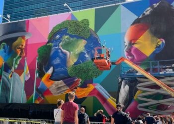O mural de 336 metros quadrados fica em Nova York. Foto: Matthew Wells/ONU News