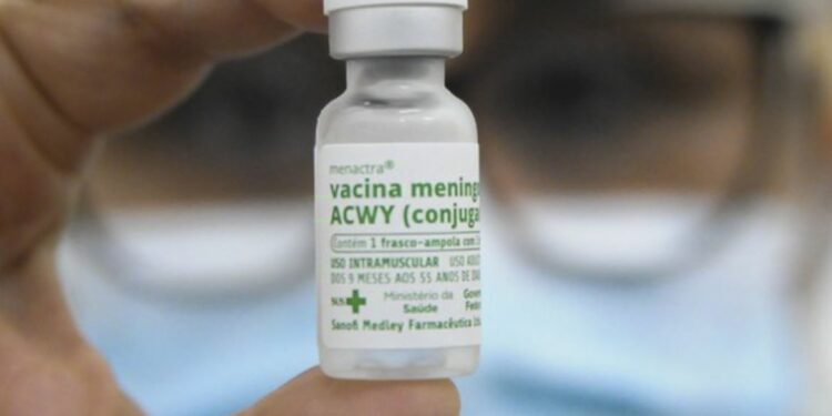 A vacina contra a meningite está disponível na rede pública - Foto: Geovana Albuquerque/Agência Saúde DF