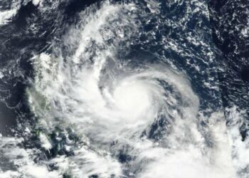 Filipinas se prepara para chegada do supertufão Noru