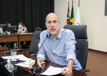 O vereador do NOVO de Campinas, Paulo Gaspar: ele tem sido crítico contundente das ações do governo Dário Saadi nesta área da arborização - Foto: Câmara/Divulgação