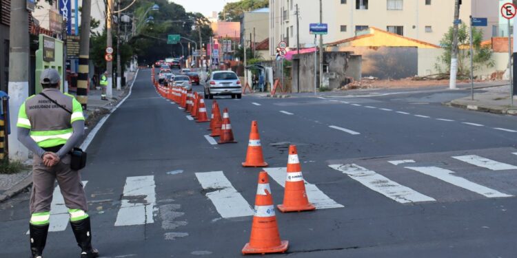 Trecho da Emílio Ribas, no Cambuí, será bloqueado nesta quarta-feira