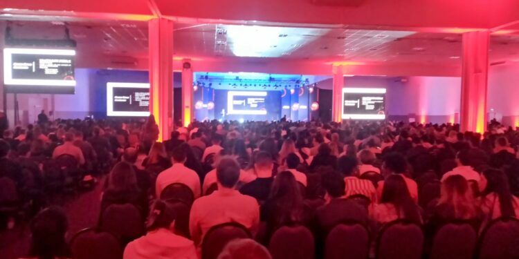 Retail Conference da Acic reúne 2 mil pessoas no Expo D. Pedro