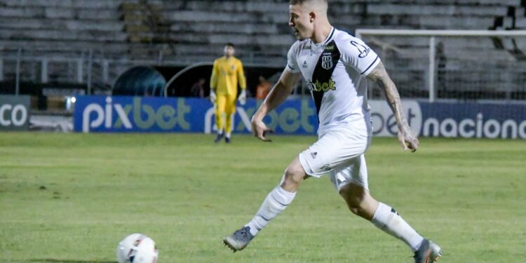 Ponte Preta: o time mais indisciplinado da Série B