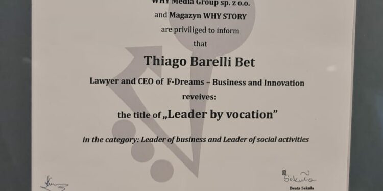 Advogado Brasileiro recebe premiação “Leader By Vocation”