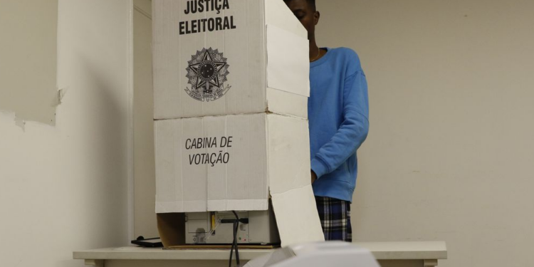 O Tribunal Superior Eleitoral (TSE) trata cada turno como uma eleição independente - Foto: Fernando Frazão/Agência Brasil
