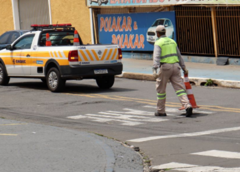 Trecho da Rua Saldanha Marinho tem bloqueio viário neste domingo
