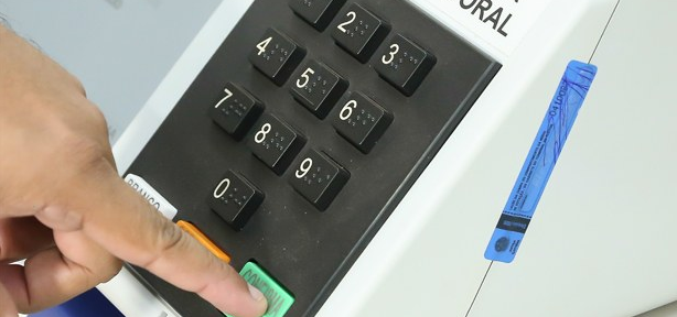 Eleitor que não compareceu no 1º turno pode votar normalmente no 2º turno