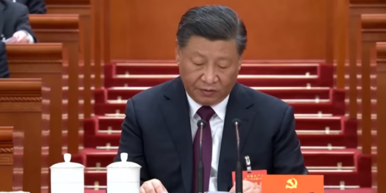 Xi Jinping assegura terceiro mandato como líder da China