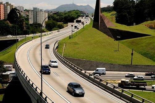 Neste domingo, Rodovia dos Bandeirantes terá 47km de bloqueio no sentido Interior