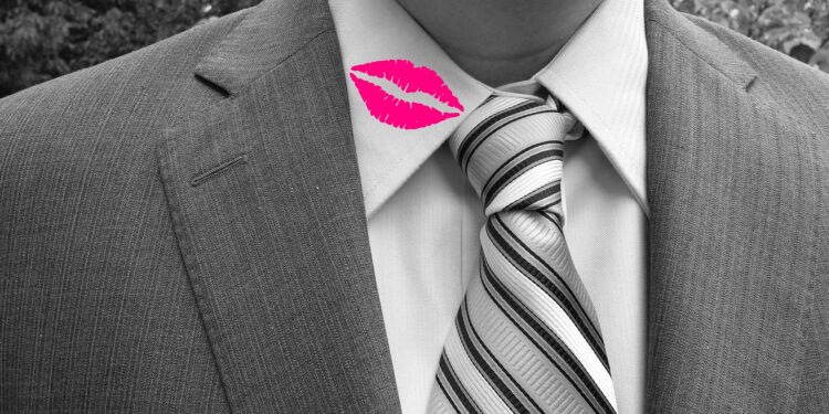 Pesquisa mostra que 59% dos homens traem