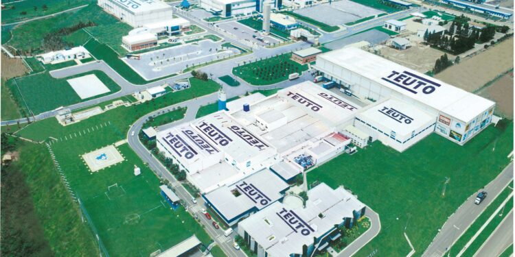 Laboratório Teuto disponibiliza mais de 130 oportunidades de emprego