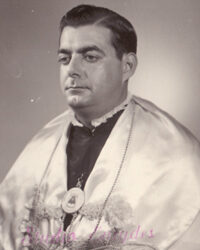 Ao tomar posse como reitor da PUC-Campinas, Benedito José Barreto Fonseca tinha apenas 34 anos. Foto: Reprodução