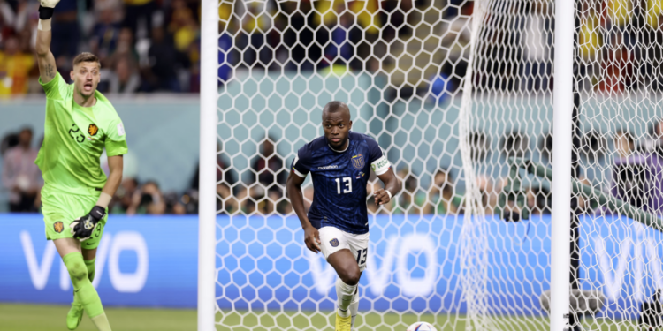 Equador busca empate e impede classificação antecipada da Holanda