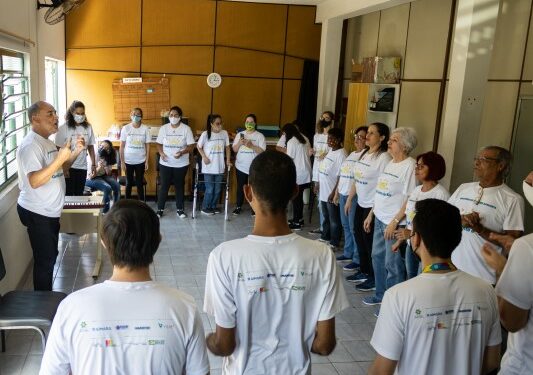 Pestalozzi Campinas recebe concerto gratuito do Coral Canto do Sol