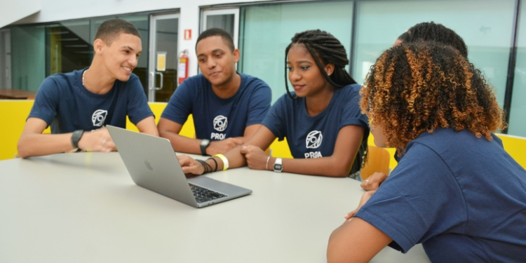 Plataforma tem inscrição para curso profissionalizante gratuito 