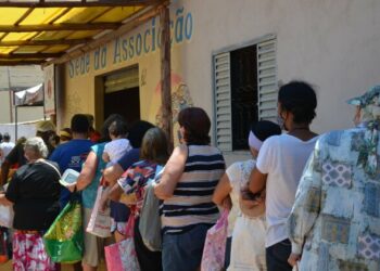 A Cozinha Solidária, que distribui cerca de 600 marmitas por dia na região do São Marcos, é mantida por doações e trabalho voluntário Foto: Divulgação