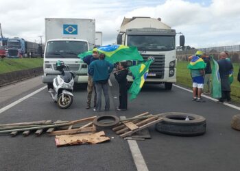 Tropa de Choque começa a liberar a Anhanguera e Trevo da Bosch flui