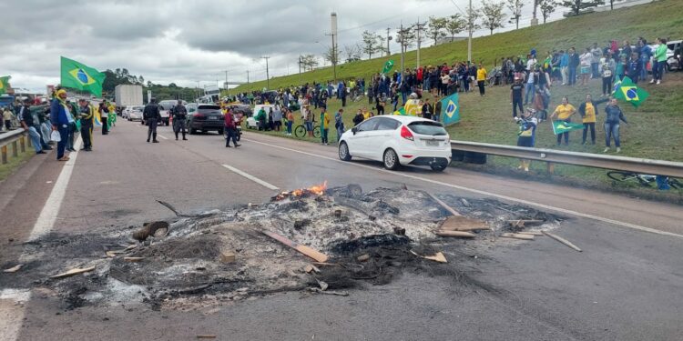 Estradas da região de Campinas estão livres de bloqueios ilegais