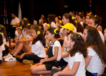 Canarinhos da Terra faz apresentação gratuita no Castro Mendes
