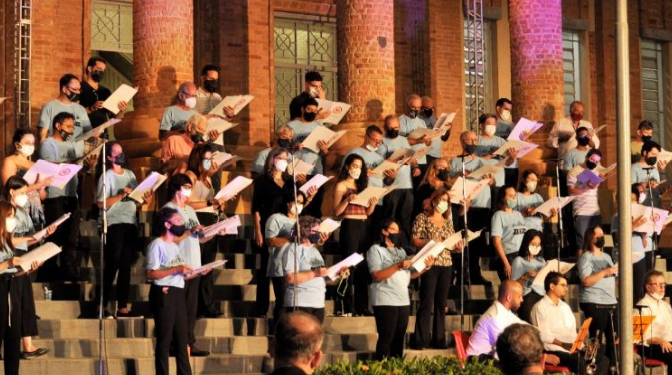 Cantata reunirá 150 coralistas para interpretar “Noite Feliz” e outras canções clássicas que marcam esta época do ano.- Foto: Divulgação