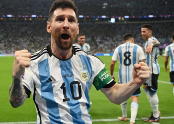 Messi fez seu oitavo gol em Copas do Mundo Fifa na história, igualando Diego Maradona e Guillermo Stábile - Foto: Reprodução Twitter