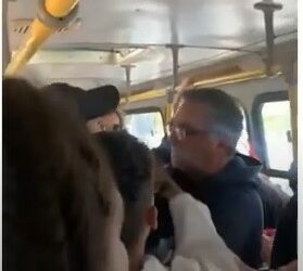 Ônibus é invadido em Jundiaí: clima de violência após as eleições Foto: Reprodução