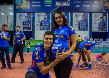 Vôlei Renata reencontra o Sesi neste sábado e defende série invicta