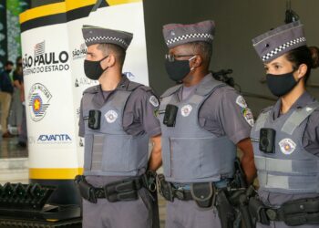 Houve uma redução de 63% no número de lesões corporais decorrentes de intervenção policial após o uso das câmeras. Foto: Divulgação/Governo SP